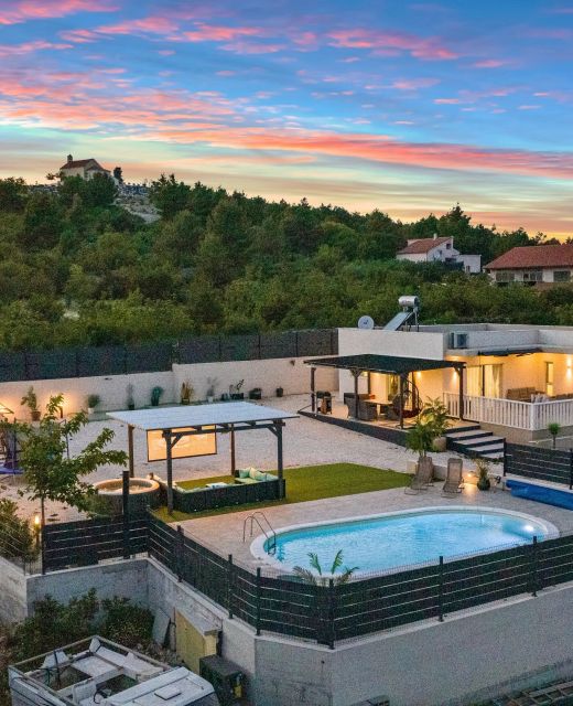 Luxury Villa With A Swimming Pool Šibenik - 21484