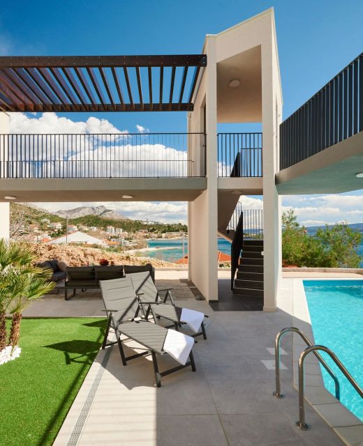 Luxury Villa With A Swimming Pool Mali Rat, Omiš - 21548 Mali Rat