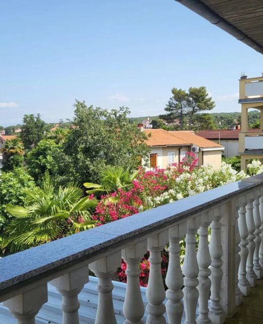 Apartments With Parking Space Malinska, Krk - 21693 Malinska