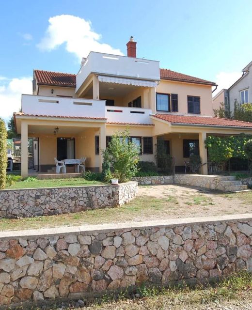 Apartments With Parking Space Njivice, Krk - 21728 Njivice
