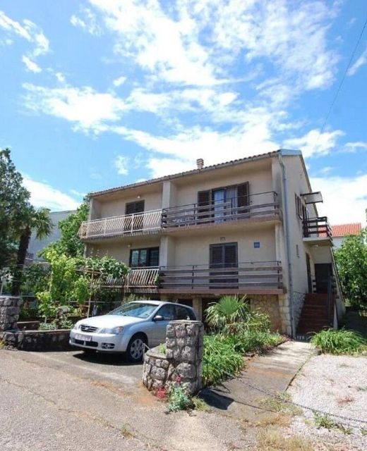 Apartments With Parking Space Njivice, Krk - 21853 Njivice