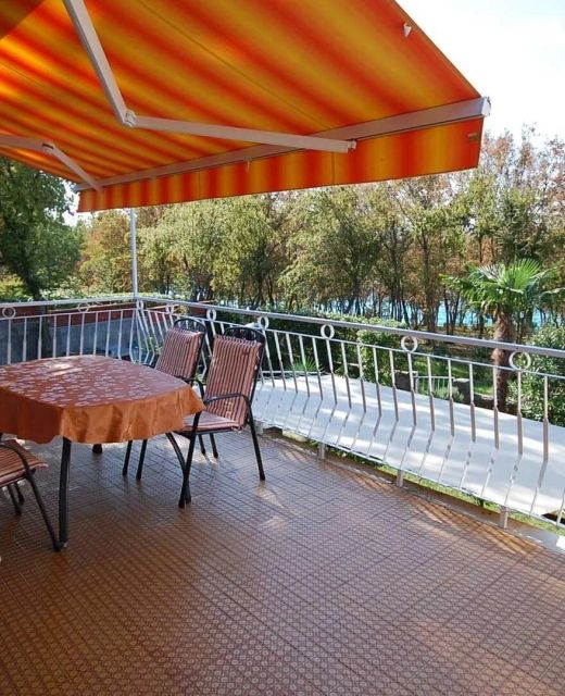 Apartments By The Sea Njivice, Krk - 21870 Njivice
