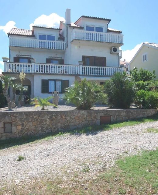 Apartments With Parking Space Njivice Krk - 21871