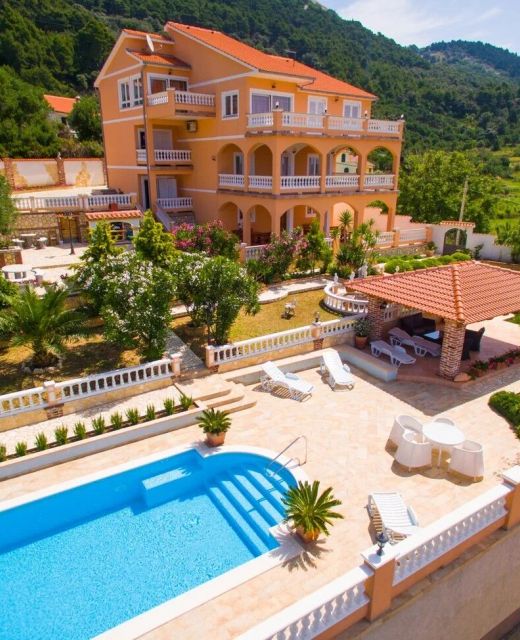 Family-friendly Apartments With Swimming Pool Banjol, Rab - 21952 Banjol