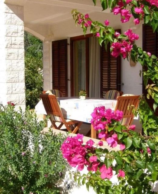 Apartments With Parking Space Barbat, Rab - 22087 Barbat