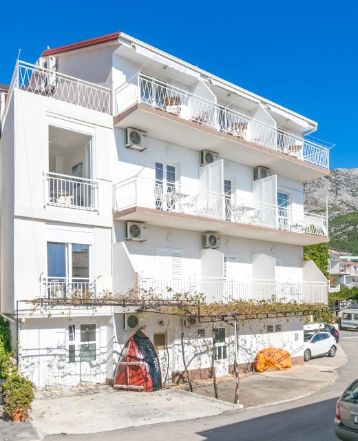 Apartments With Parking Space Živogošće - Blato, Makarska - 22253 Živogošće - Blato
