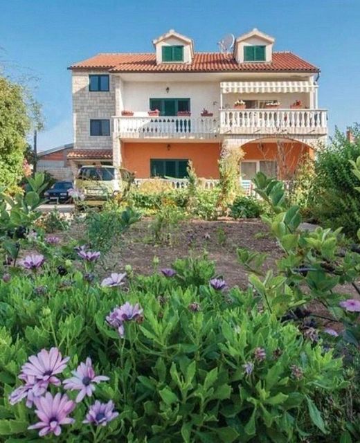 Apartments With Parking Space Zablaće, Šibenik - 22255 Zablaće