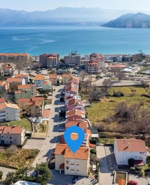 Apartments With Parking Space Baška Krk - 22418