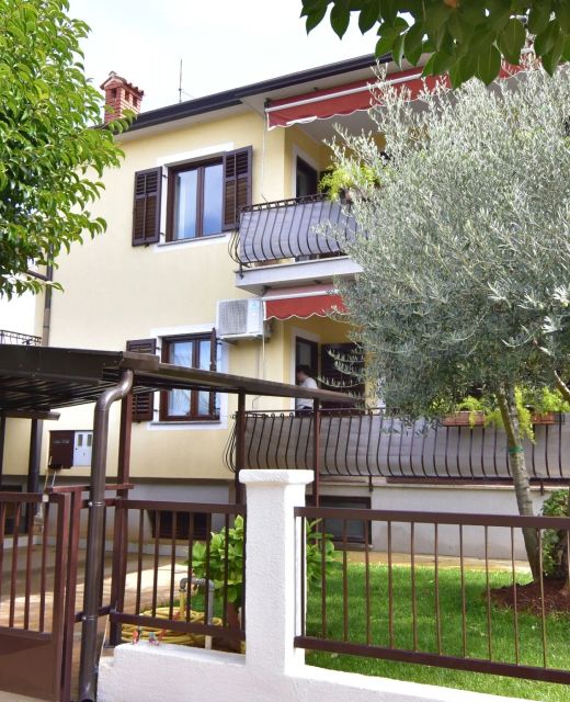 Apartments With Parking Space Umag - 22464