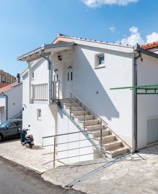 Apartments With Parking Space Mastrinka, Čiovo - 22486 Mastrinka