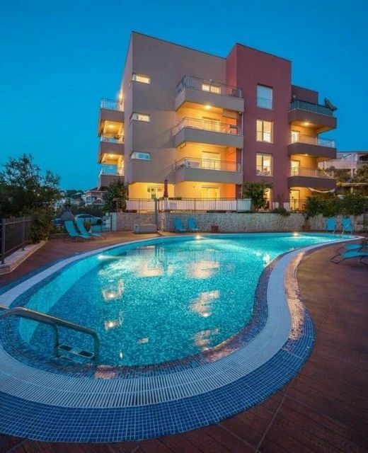 Family-friendly Apartments With Swimming Pool Okrug Gornji, Čiovo - 22587 Okrug Gornji