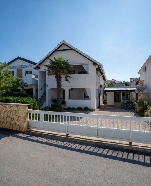 Apartments With Parking Space Vir - 22626