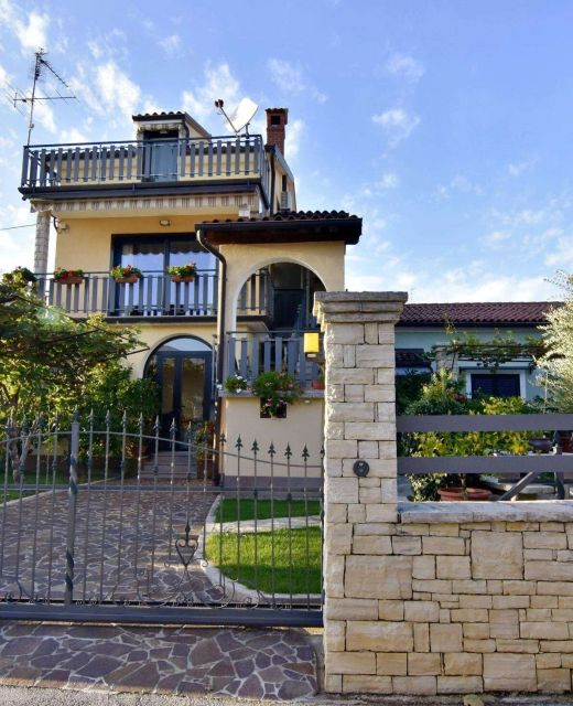Apartments With Parking Space Umag - 22722