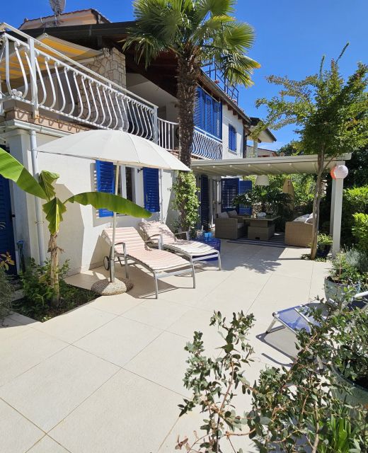 Apartments With WiFi Njivice Krk - 23004