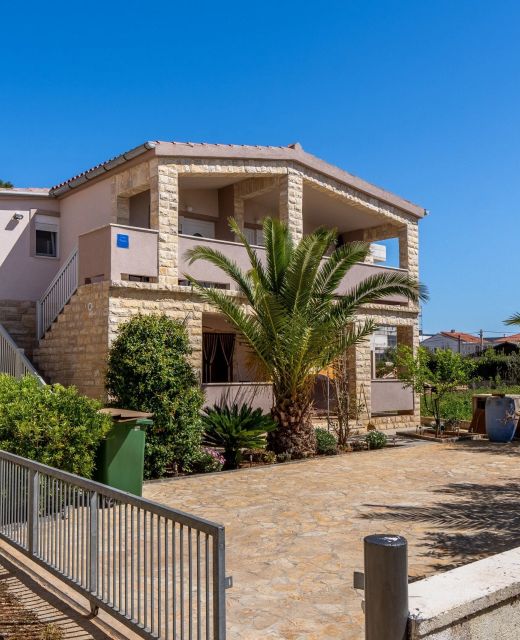 Apartments With Parking Space Vir - 23025