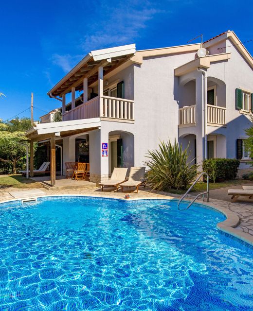 Apartments Petra Banjol