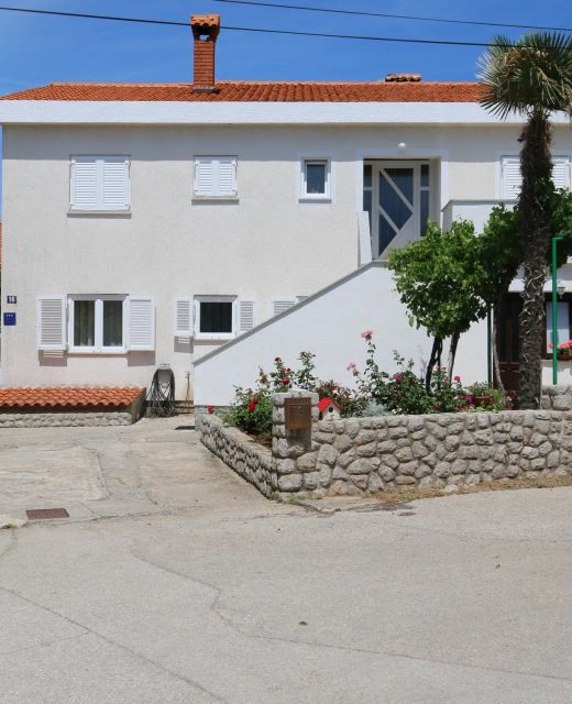 Apartments Brusic Ana Silo