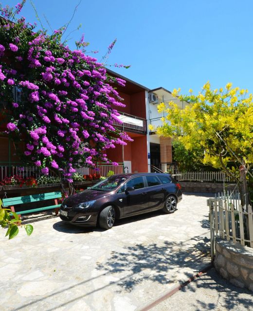 Apartments and Rooms Tinka Starigrad Paklenica
