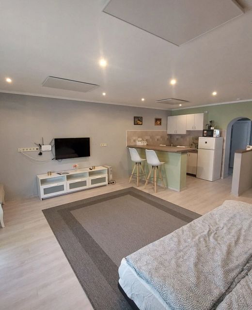 Strand Apartman AbádszaIók