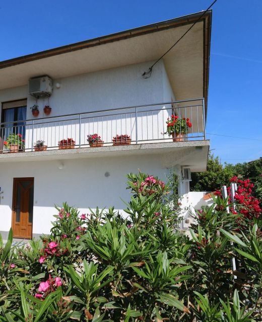 Apartment Car Marica Silo