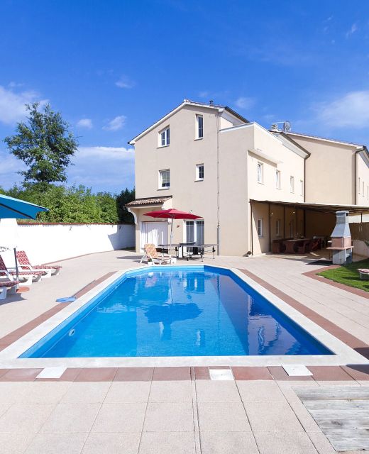 Villa Spacious Zminj