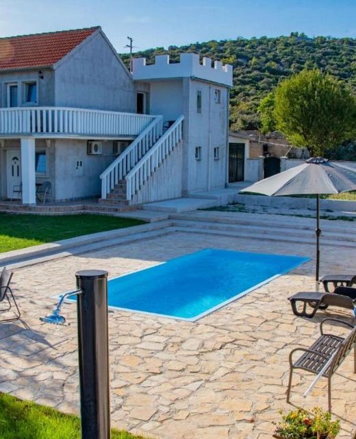 House Matan Tisno