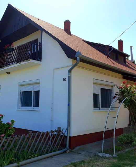 Sophie Apartman with balcony Balatonberény