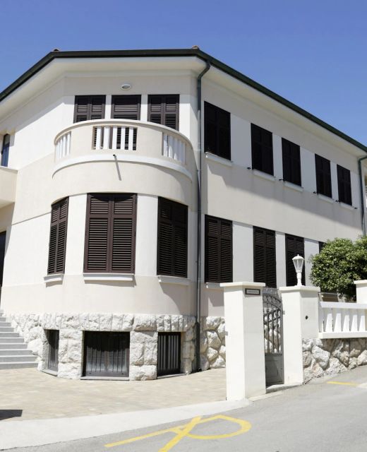 Apartment and Rooms Bed and Breakfast Three Angels Baska
