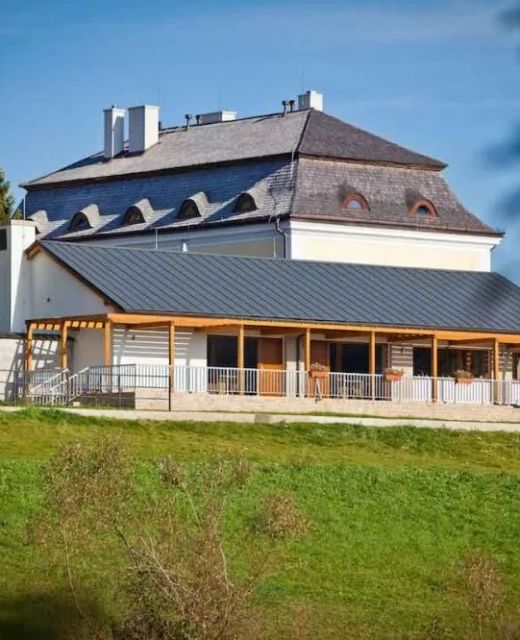 Hotel Líšeňský Dvůr Líšná