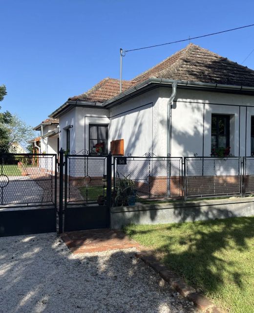 Annushka Apartman Sarud
