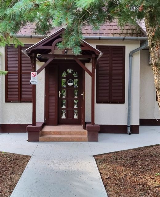 KONTI KLUB Vendégház Tiszaörs - Fürdő