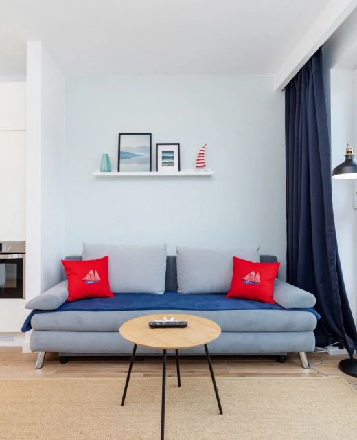 Marine Apartment 9B