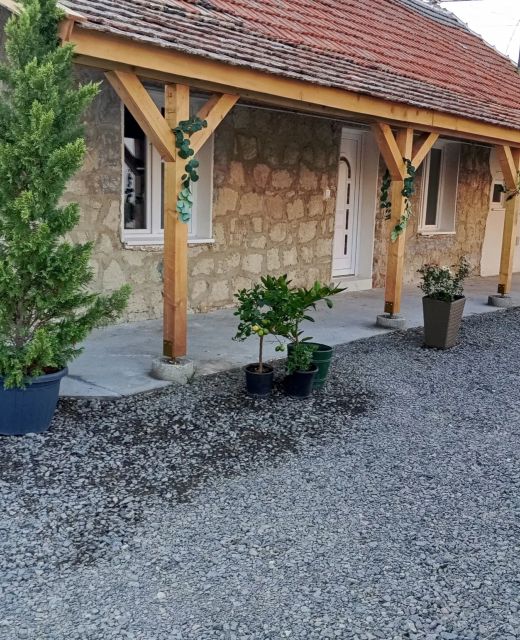 Stone Vendégház Poroszló