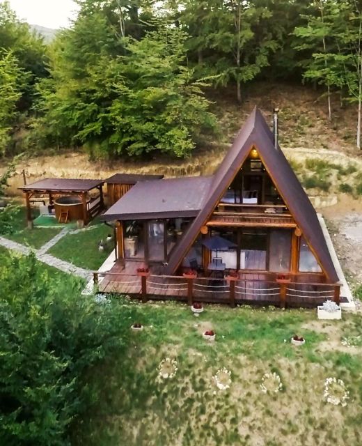 Lake View Cabin Coaș