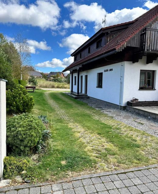 Slunečná Lada Borová Lada