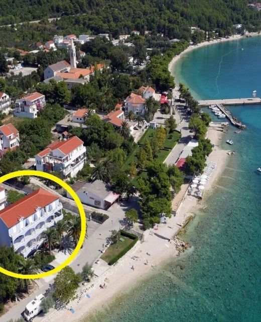 Apartment and Rooms Tomo 1 Zaostrog
