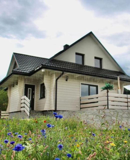 Rajska Chata w górach z Balią Sobolówka, Żywiec