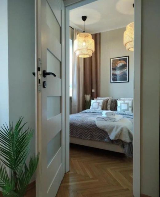 Day & Night by Cooee Apartments