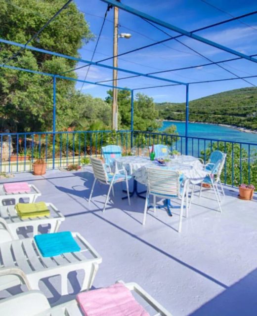 House Paradiso Vis