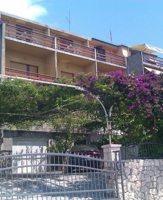 Apartments Bor Makarska