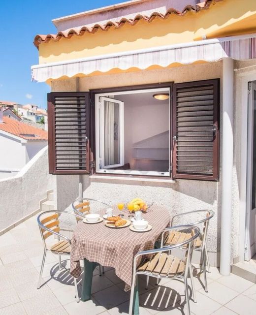 Apartment Polo Vrbnik