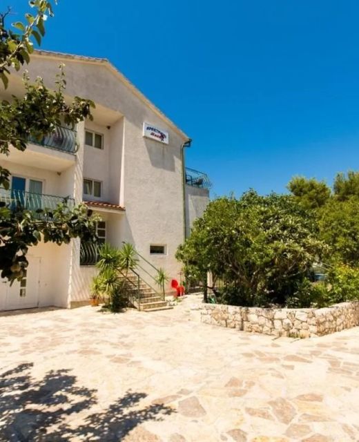 Apartments Sandra Okrug Donji II