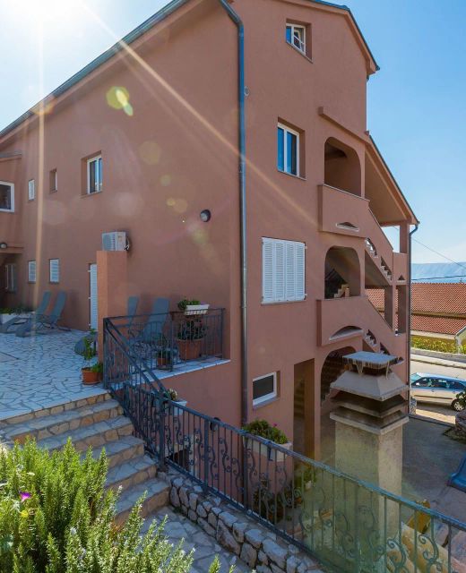 Apartments Tomica Novi Vinodolski