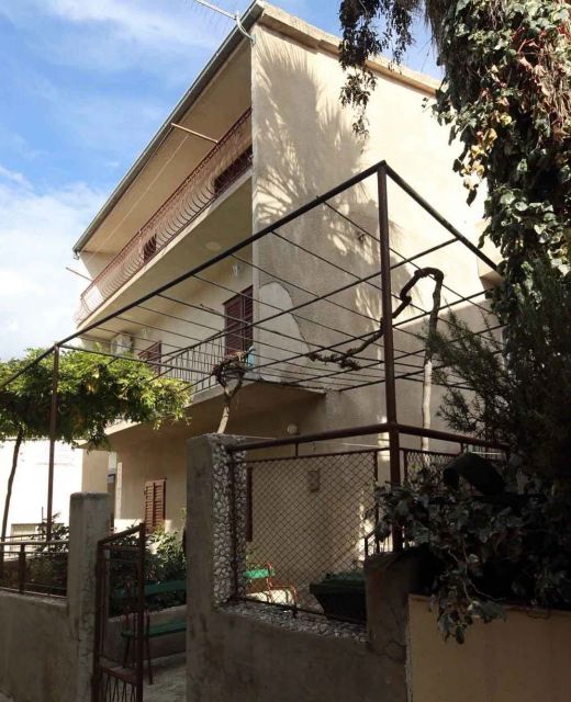 Apartments and Room Goran Makarska