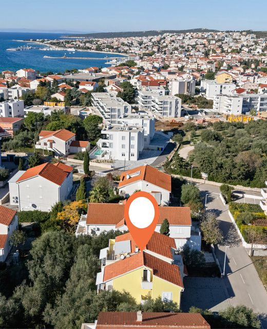 Apartments Sime Novalja