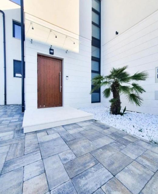 Apartments Vrsi