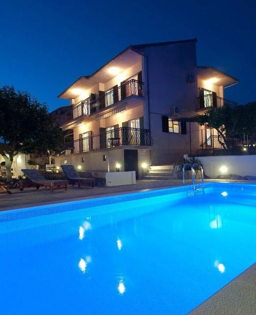 House Mrčela 200m from beach Okrug Gornji