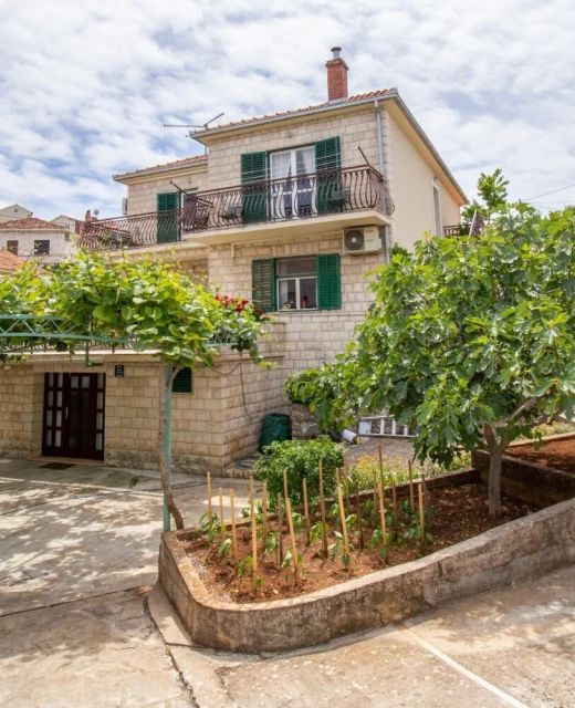 Apartment Zvone Supetar