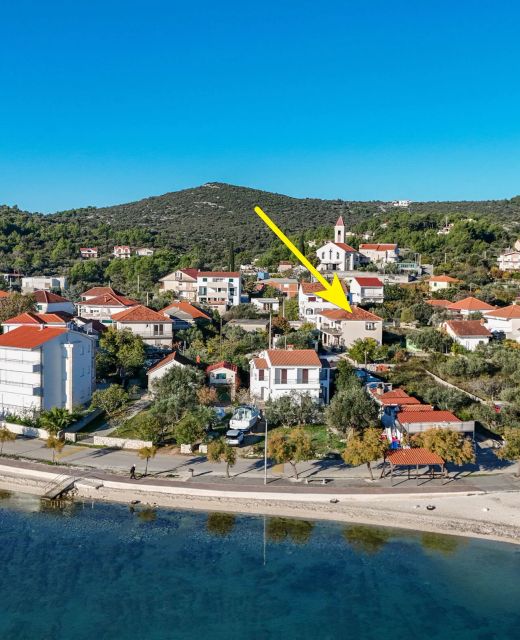Apartments Luna Vinisce