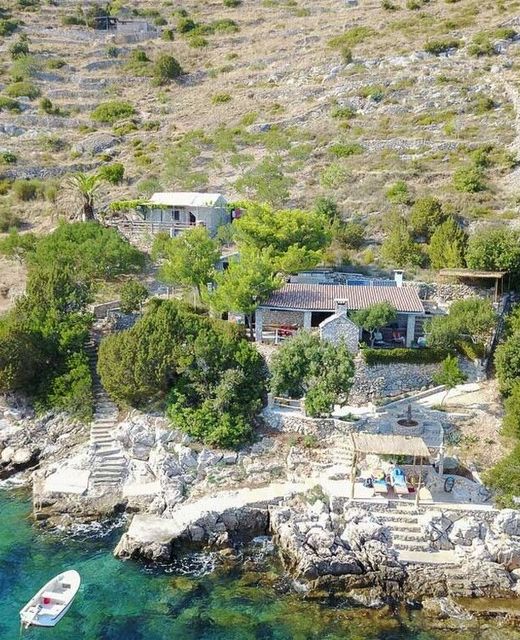 Secluded Fisherman's Cottage Cove Špiljice, Brač - 17031 Špiljice